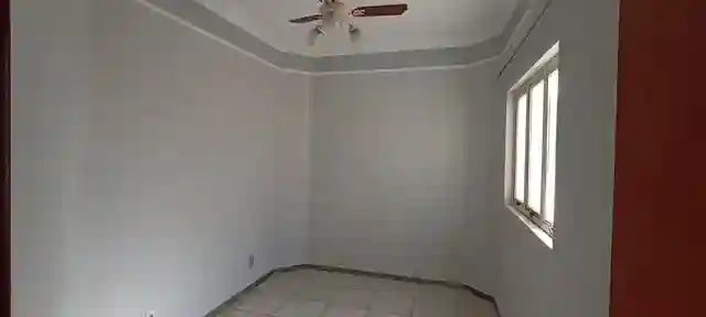 Casa de Condomínio com 3 quartos à venda, 236m² — foto 10 de 19