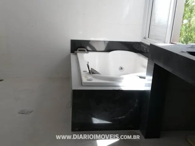 Casa de Condomínio à venda — foto 2 de 4