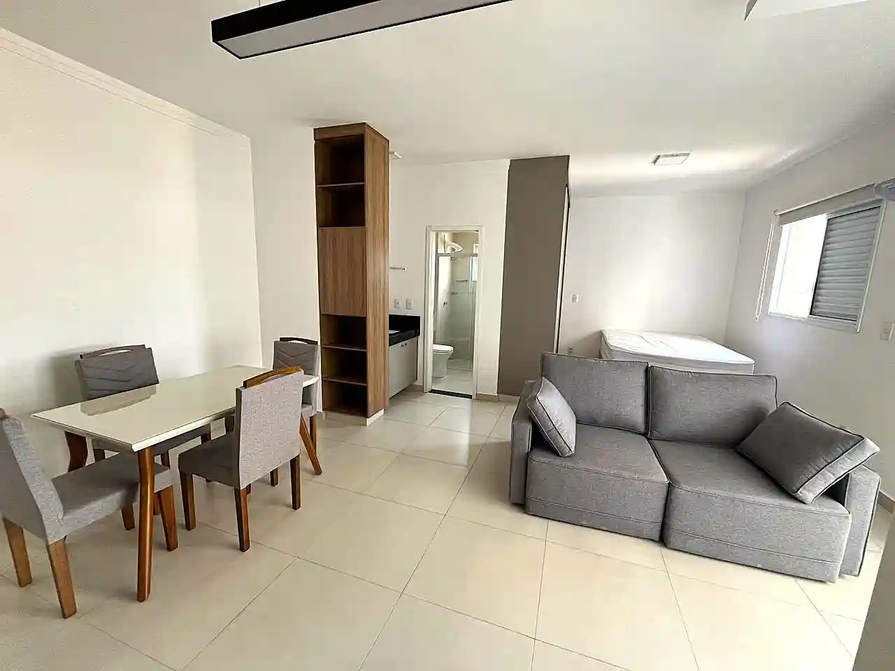 Apartamento com 1 quarto para aluguel, 45m² — foto 2 de 11