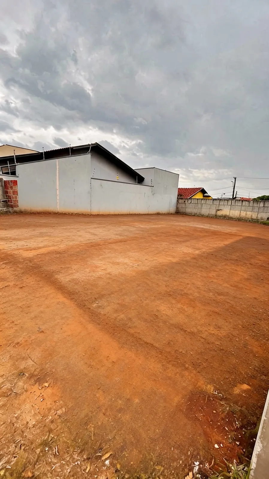 Terreno / Lote / Condomínio à venda, 200m² — foto 3 de 4