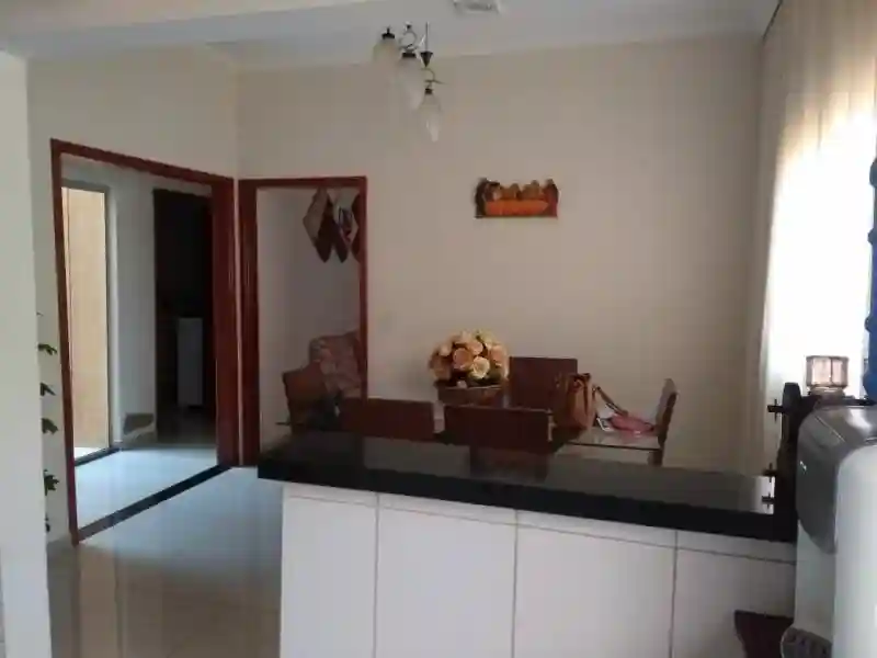 Casa à venda — foto 11 de 17