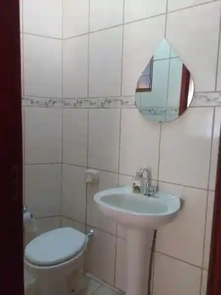 Casa à venda — foto 8 de 17