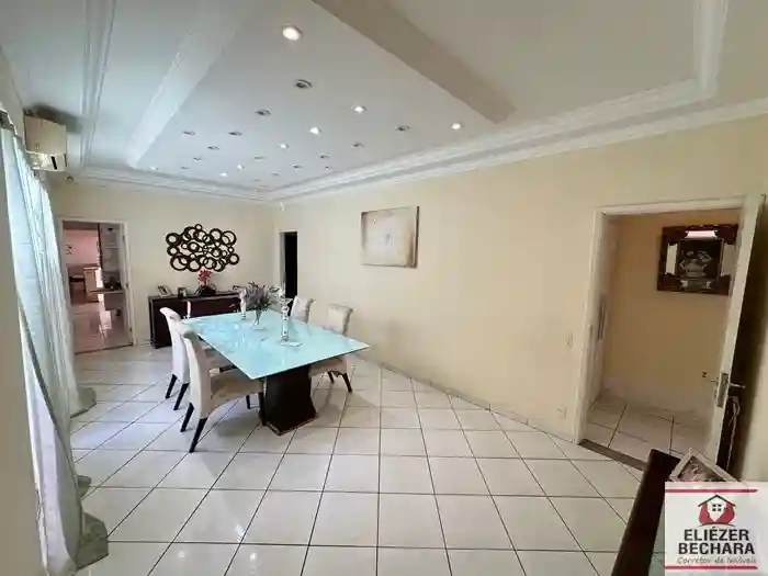 Casa com 3 quartos à venda, 230m² — foto 8 de 22