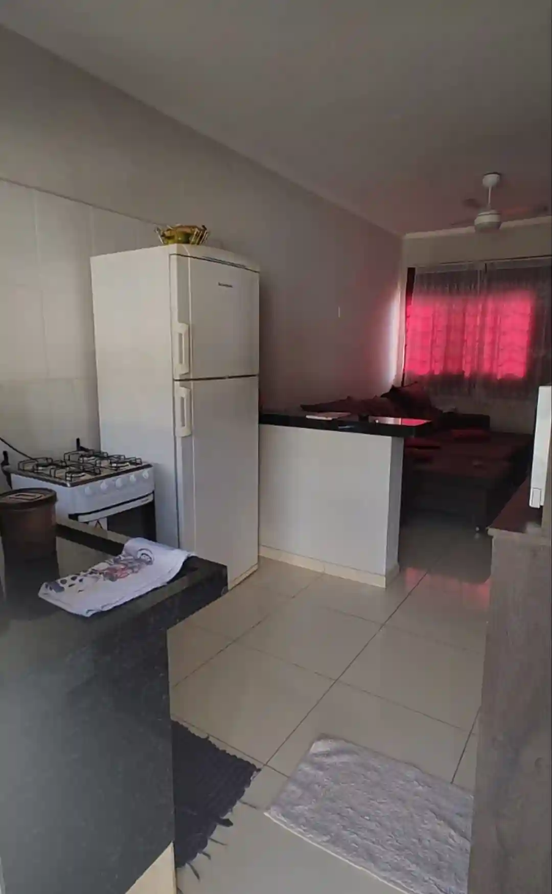 Casa com 2 quartos à venda, 220m² — foto 2 de 15