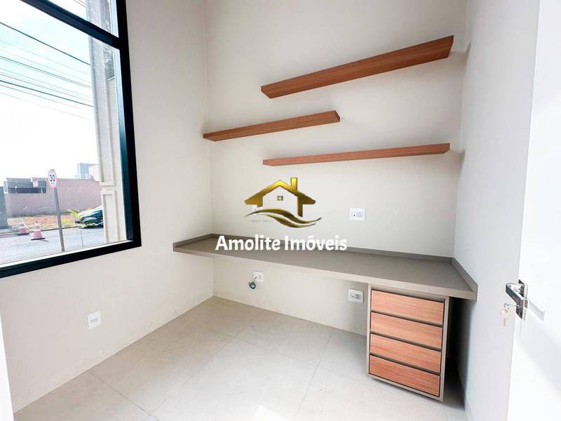Casa de Condomínio com 3 quartos à venda, 170m² — foto 9 de 36