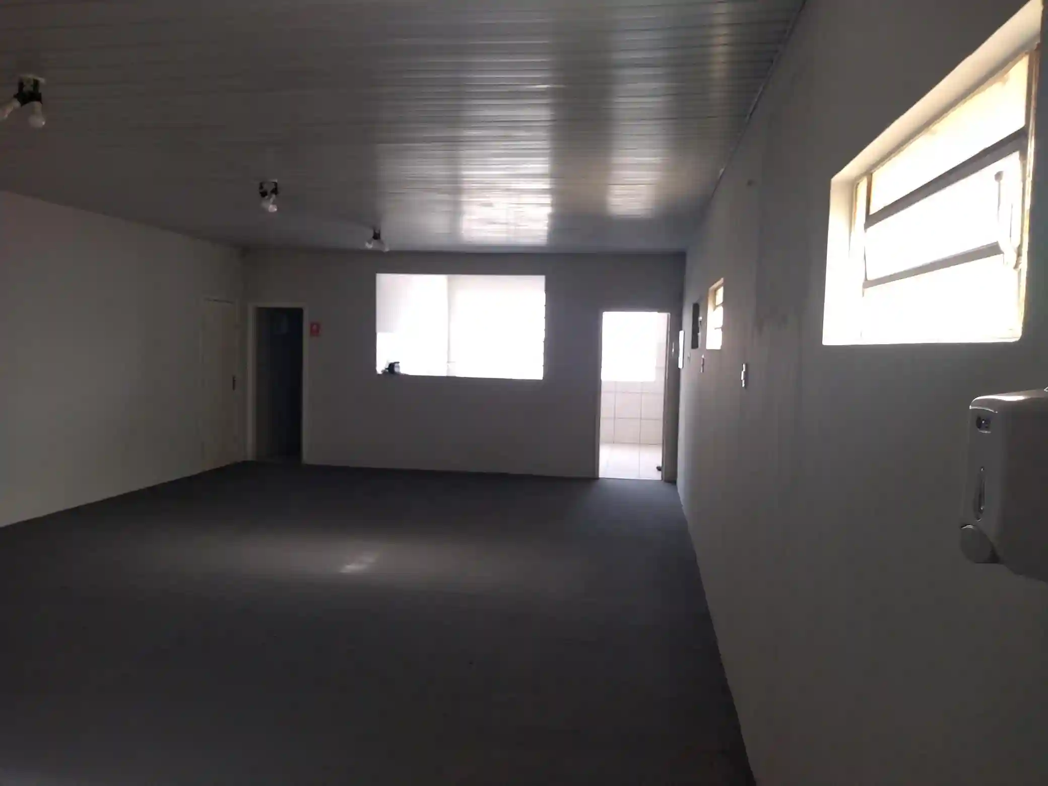 Loja / Salão / Ponto Comercial  para aluguel, 212m² — foto 15 de 25