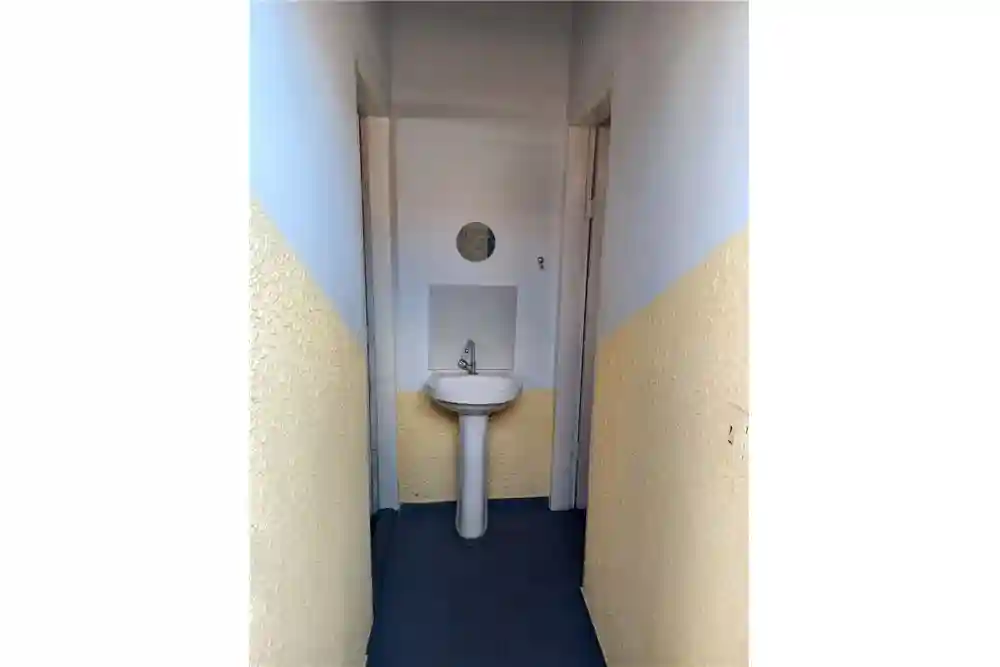 Casa com 3 quartos à venda, 200m² — foto 3 de 8