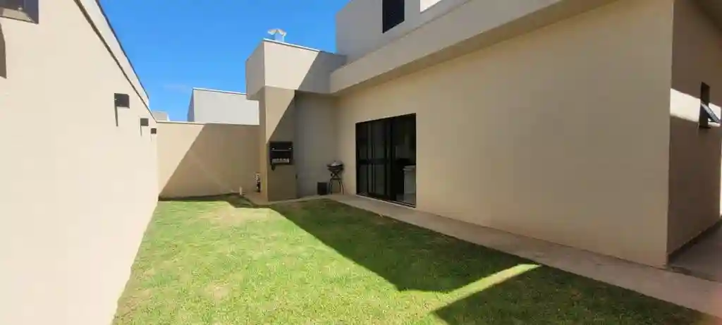 Terreno / Lote / Condomínio com 3 quartos à venda, 253m² — foto 3 de 18
