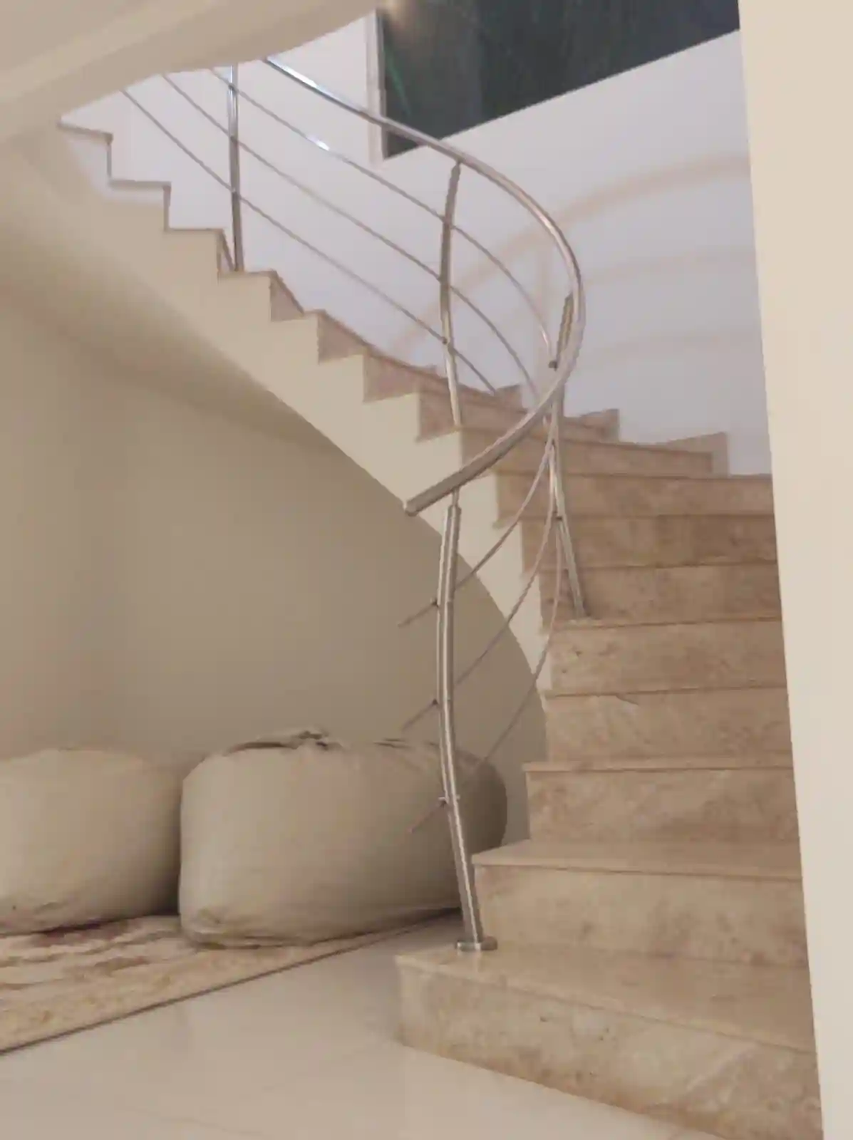 Casa de Condomínio com 4 quartos para aluguel, 408m² — foto 7 de 20