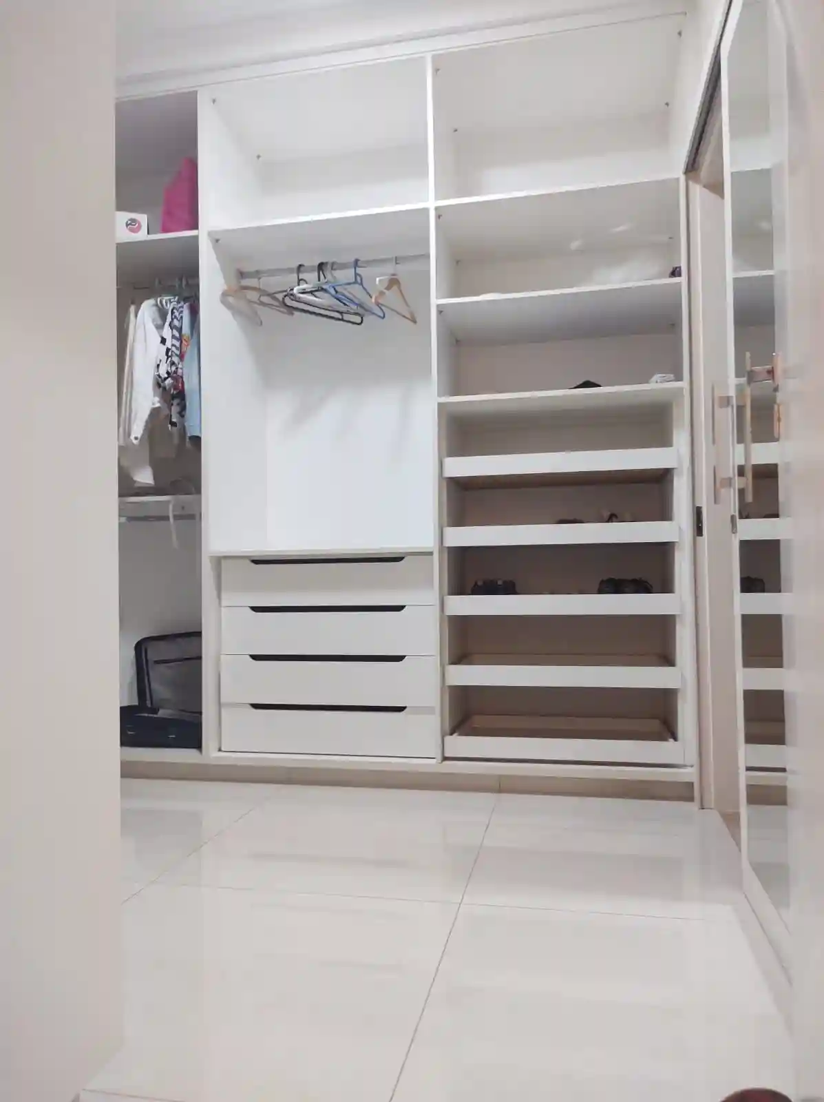 Casa de Condomínio com 4 quartos para aluguel, 408m² — foto 9 de 20