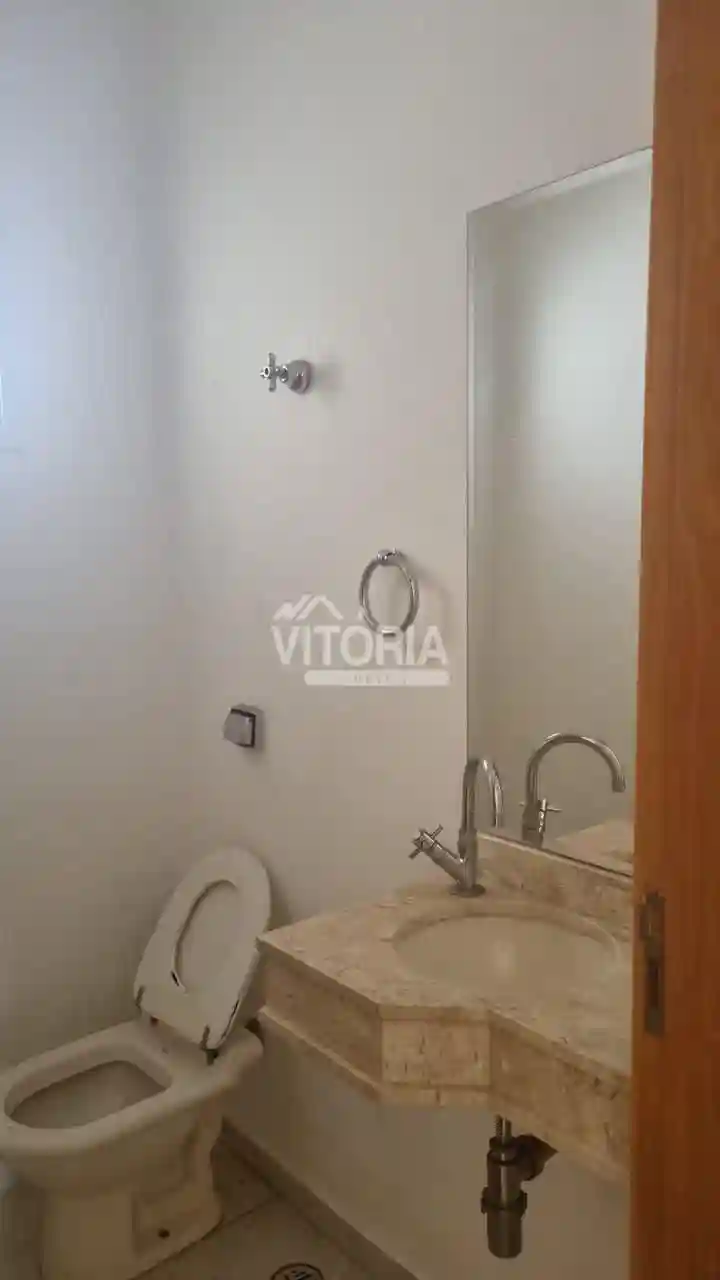 Casa de Condomínio com 4 quartos para aluguel — foto 9 de 29