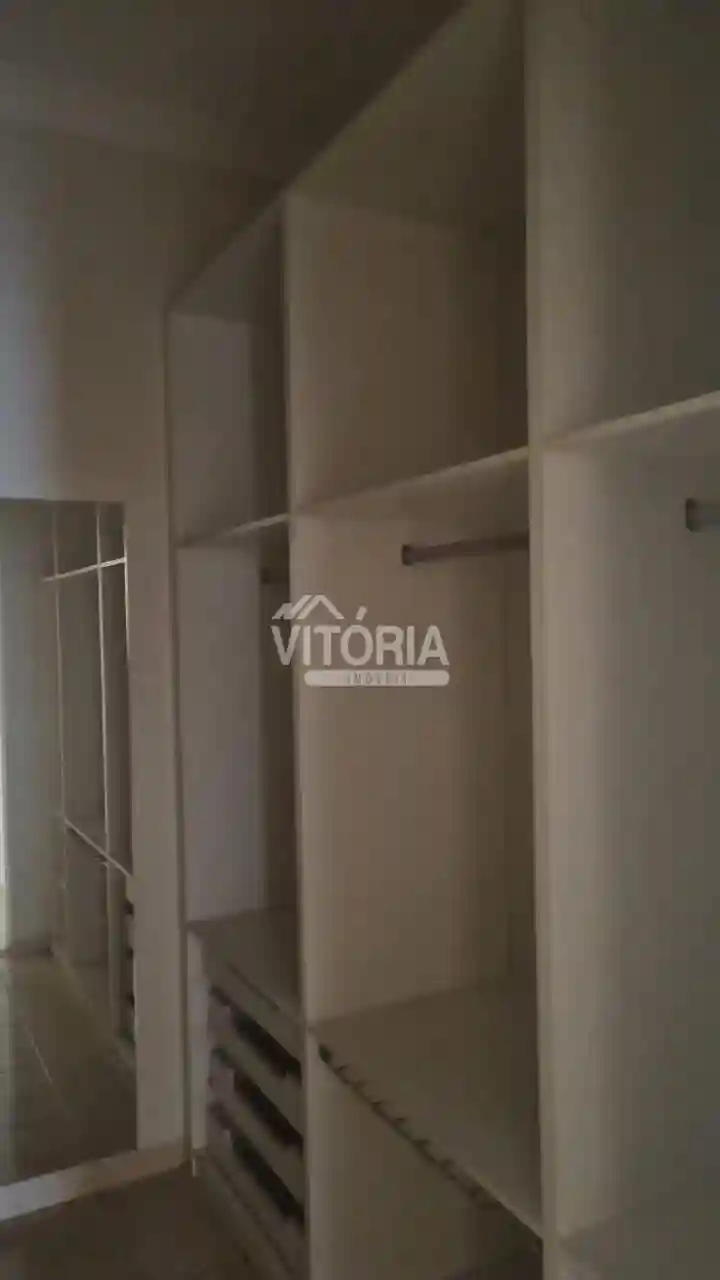 Casa de Condomínio com 4 quartos para aluguel — foto 13 de 29