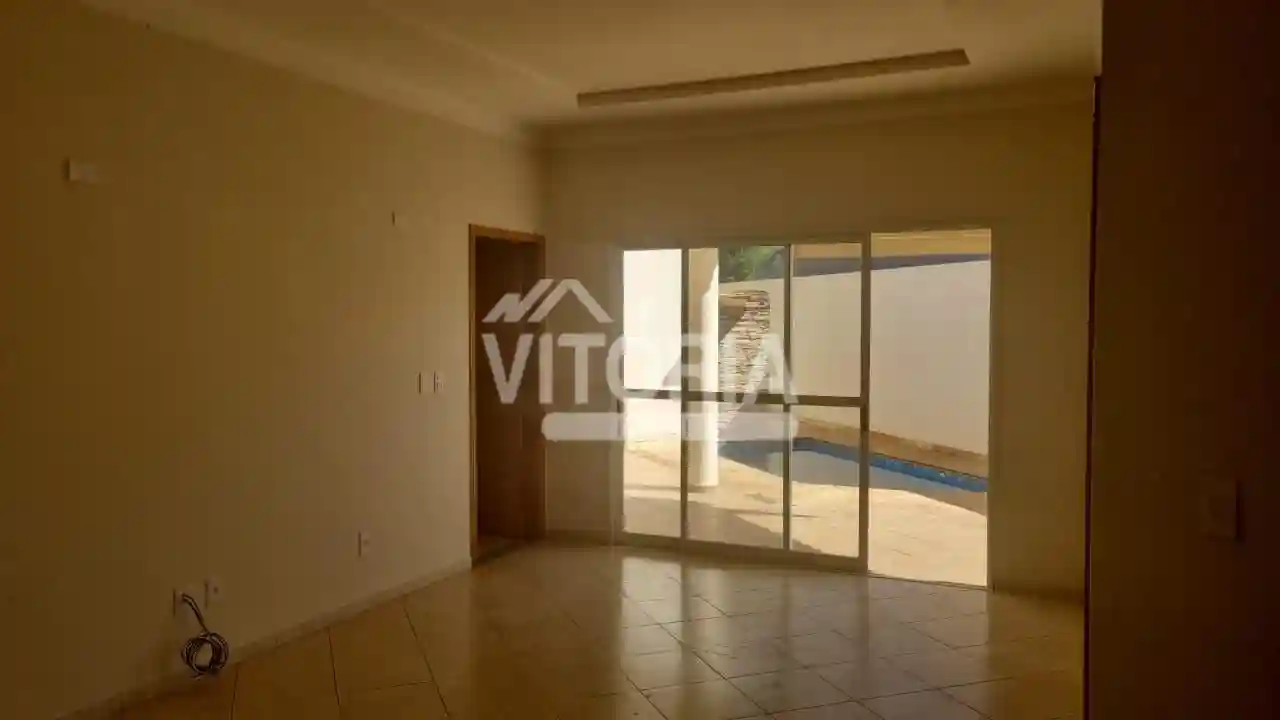 Casa de Condomínio com 4 quartos para aluguel — foto 4 de 29