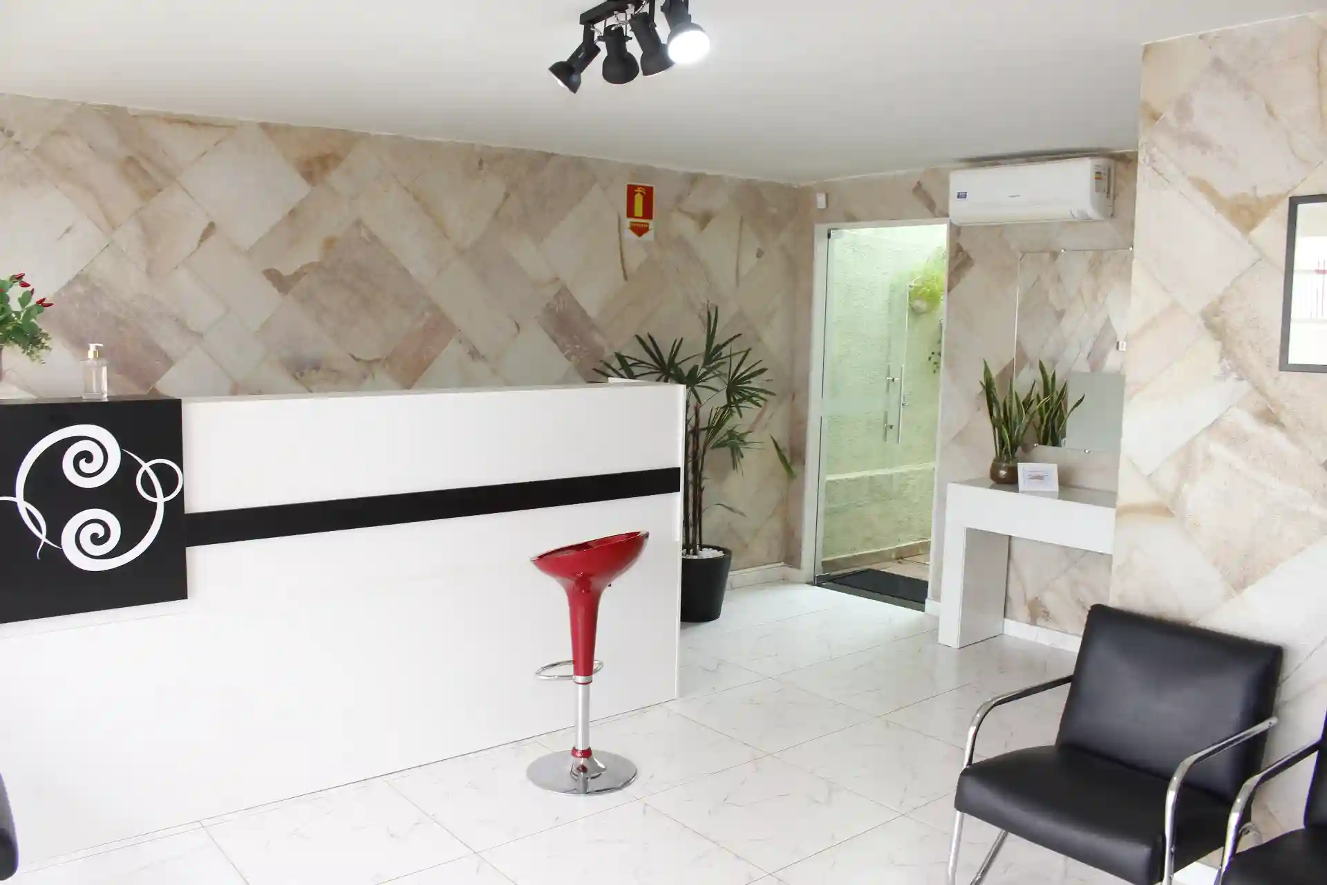 Área Comercial com 6 quartos à venda, 504m² — foto 1 de 10