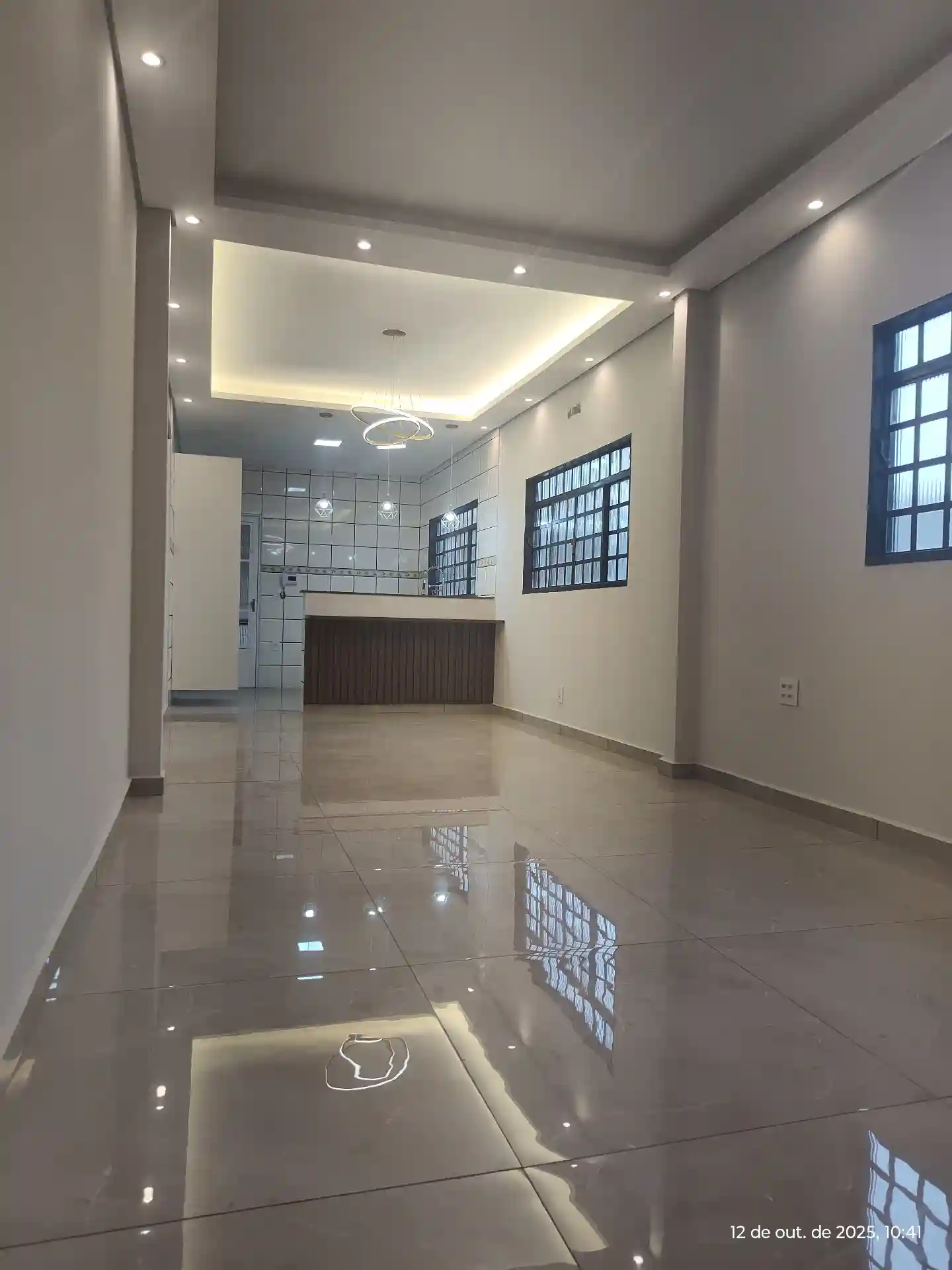 Casa com 3 quartos à venda, 225m² — foto 9 de 33