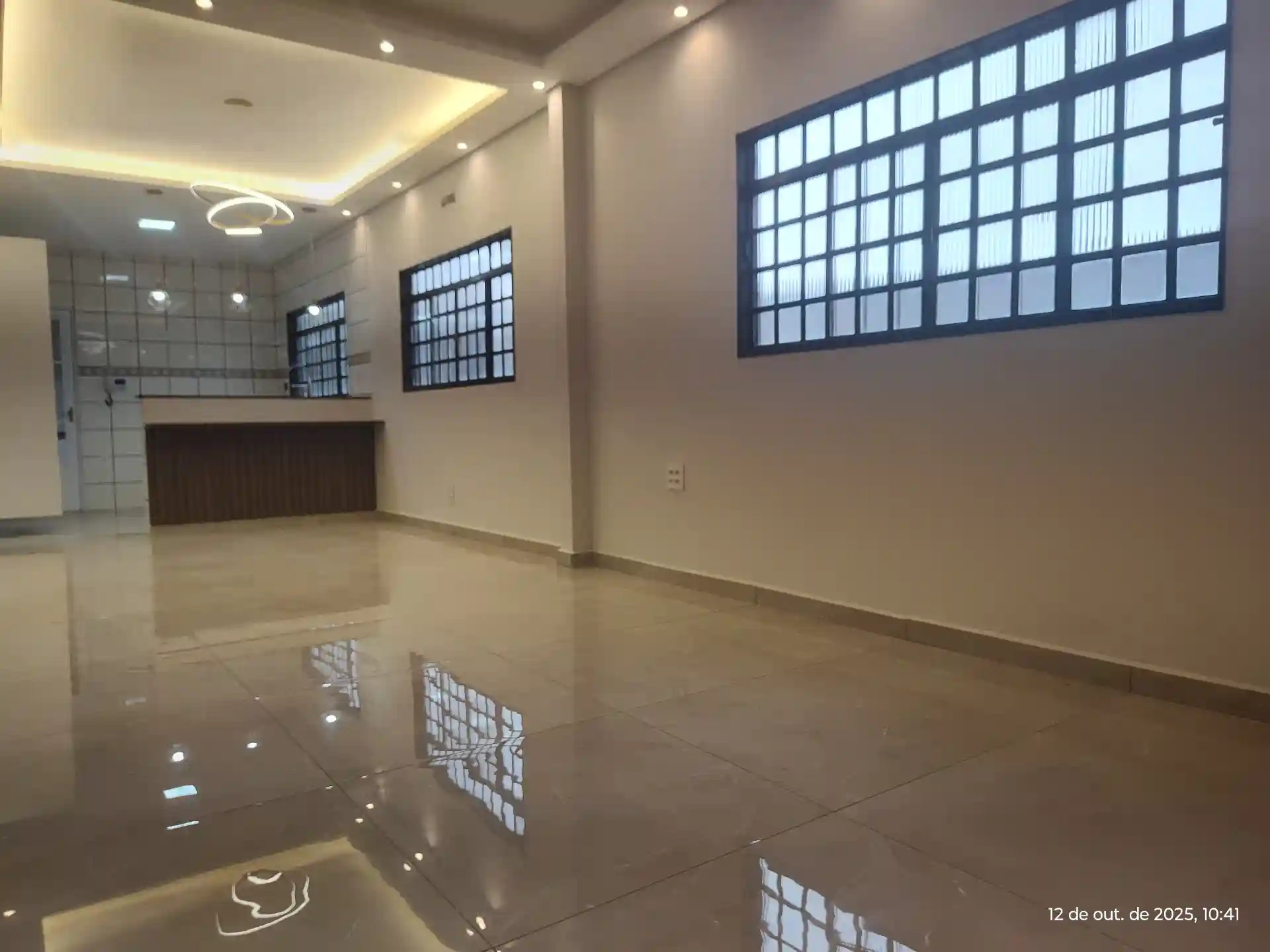 Casa com 3 quartos à venda, 225m² — foto 10 de 33