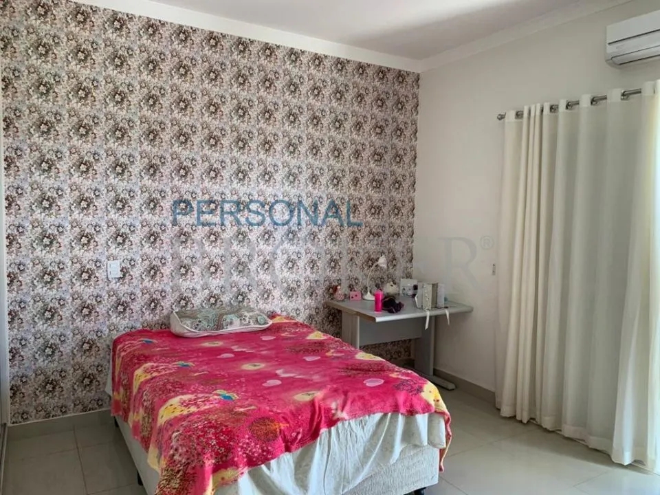Casa de Condomínio com 4 quartos à venda, 340m² — foto 2 de 10