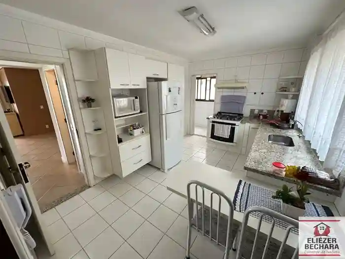 Apartamento com 3 quartos à venda, 125m² — foto 13 de 23