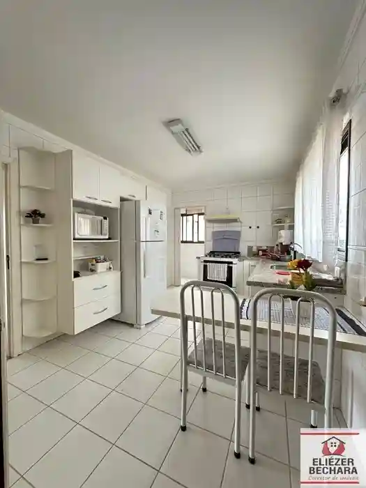 Apartamento com 3 quartos à venda, 125m² — foto 12 de 23