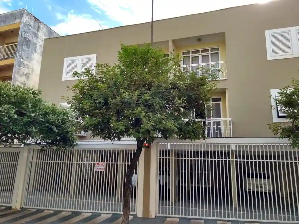 Apartamento com 3 quartos à venda, 100m² — foto 1 de 15