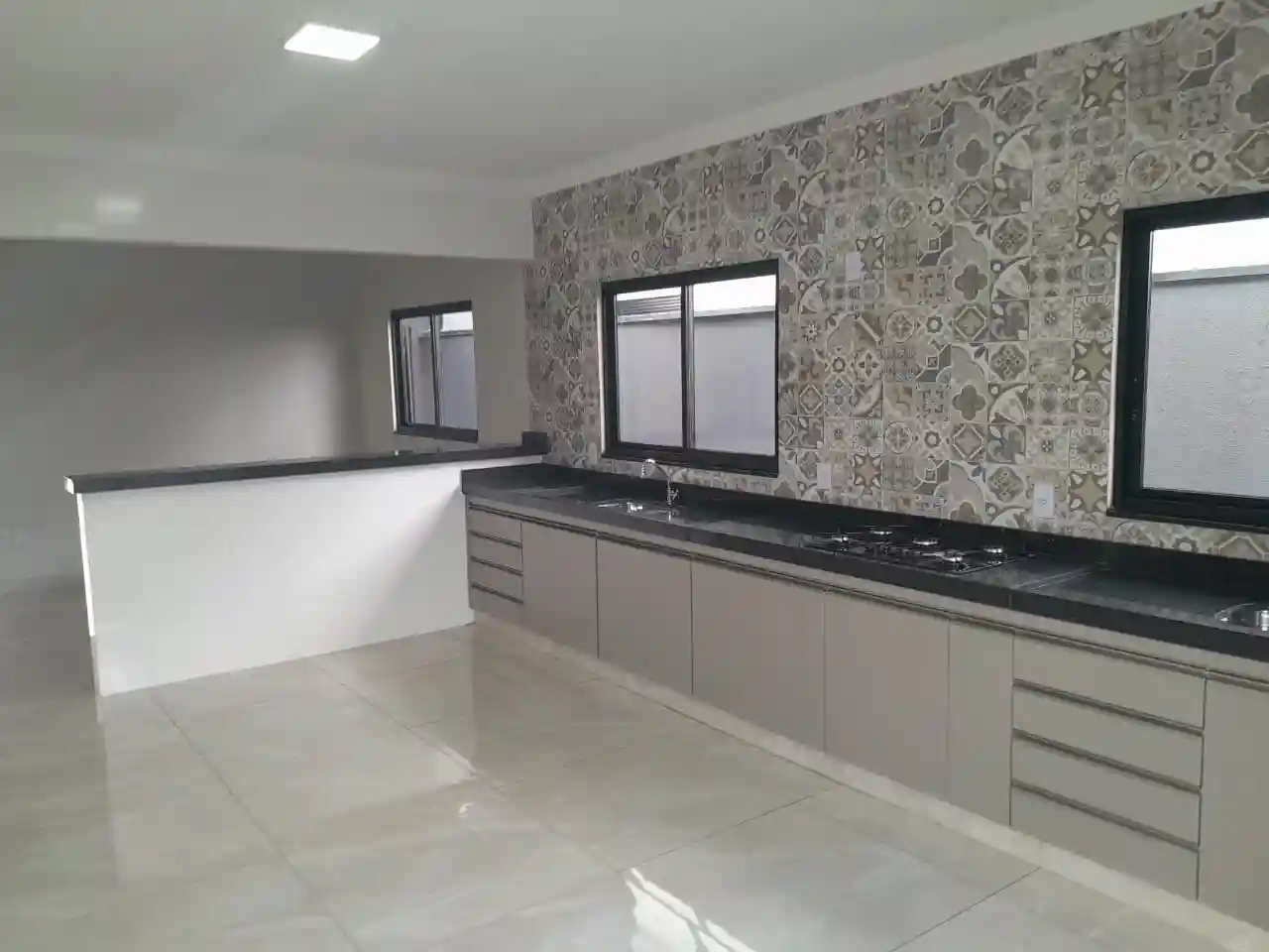 Casa de Condomínio com 3 quartos à venda, 150m² — foto 10 de 15