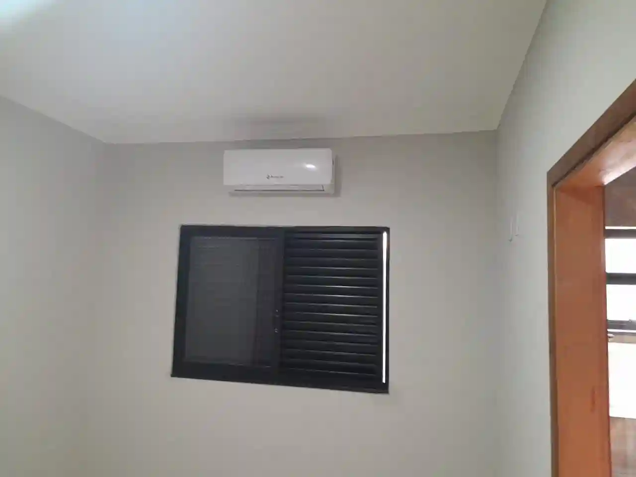 Casa de Condomínio com 3 quartos à venda, 150m² — foto 11 de 15