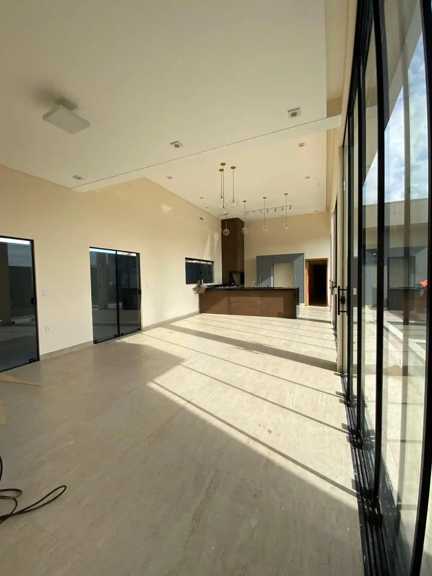 Casa de Condomínio com 3 quartos à venda, 360m² — foto 23 de 38