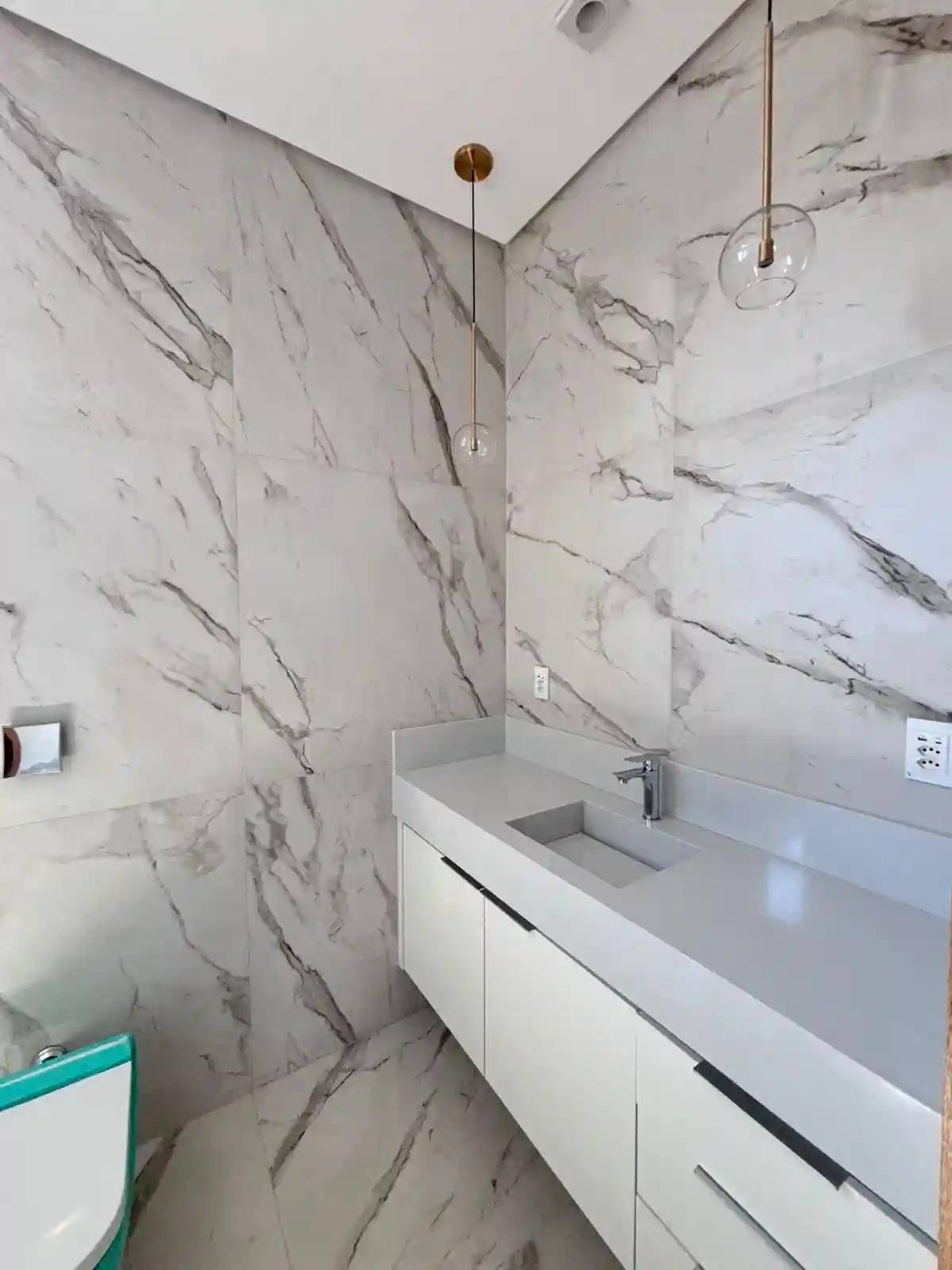 Casa de Condomínio com 3 quartos à venda, 360m² — foto 3 de 38