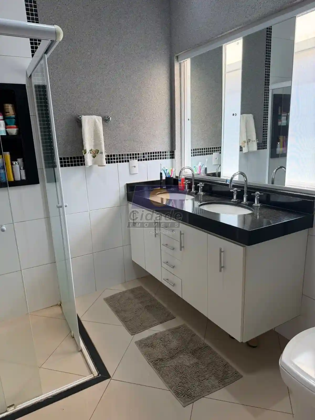 Casa de Condomínio com 3 quartos à venda, 245m² — foto 26 de 31