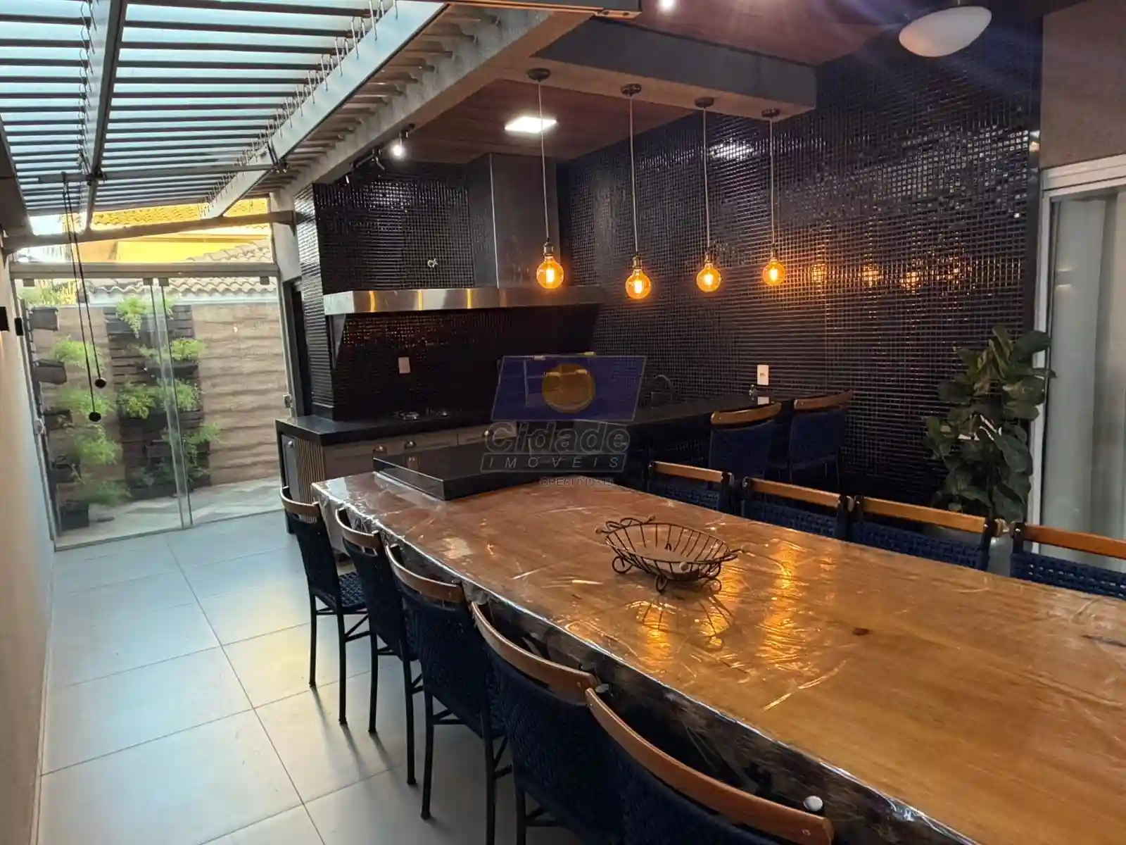 Casa de Condomínio com 3 quartos à venda, 245m² — foto 14 de 31