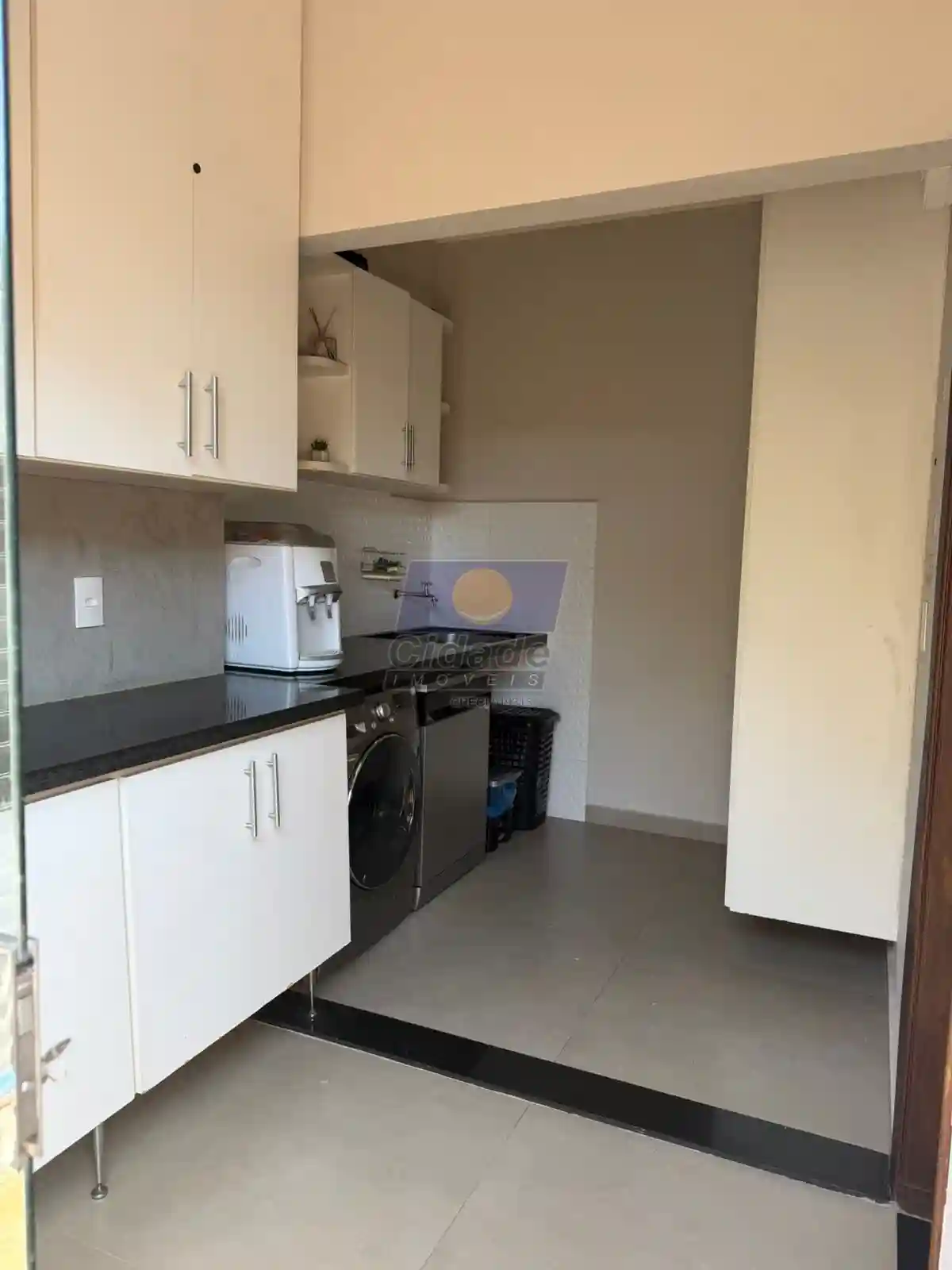 Casa de Condomínio com 3 quartos à venda, 245m² — foto 19 de 31