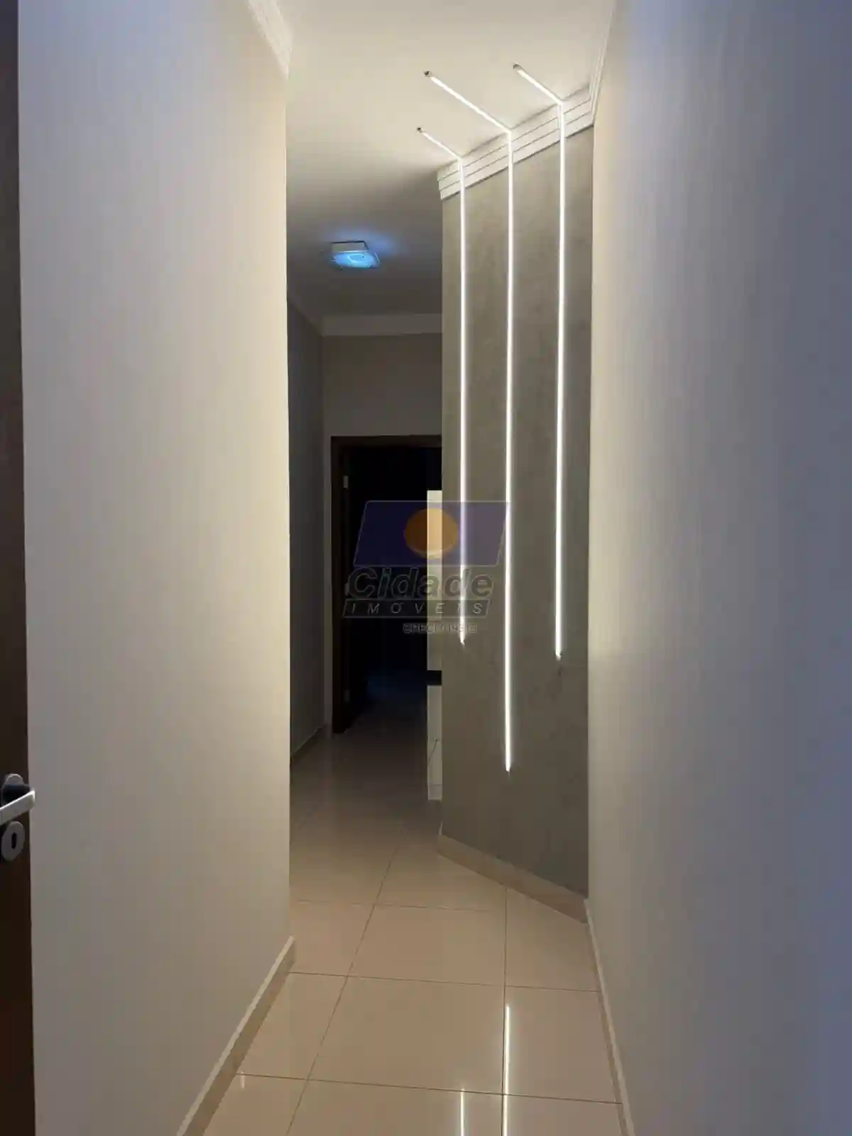 Casa de Condomínio com 3 quartos à venda, 245m² — foto 7 de 31