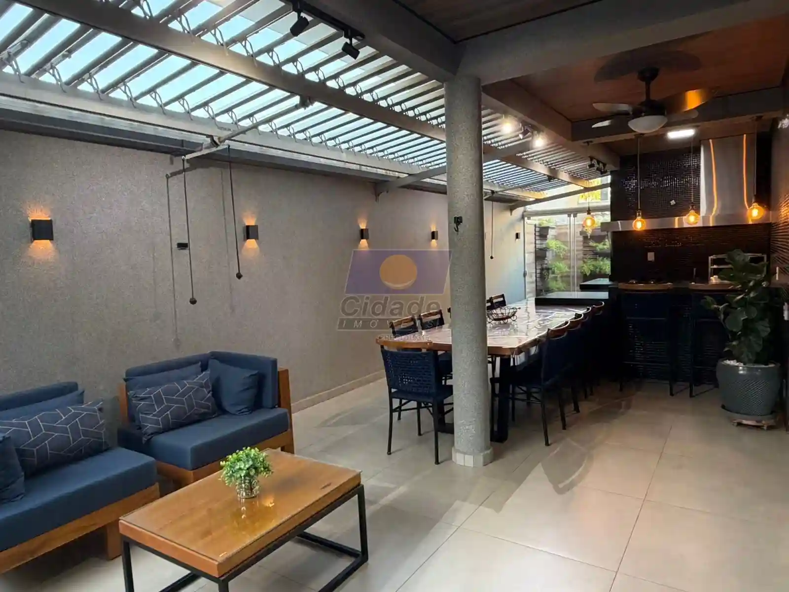 Casa de Condomínio com 3 quartos à venda, 245m² — foto 28 de 31