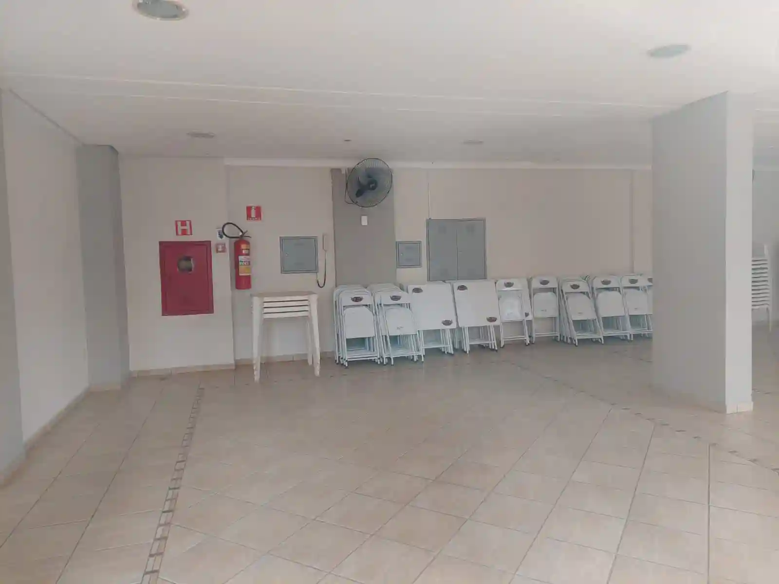 Apartamento com 3 quartos à venda, 85m² — foto 15 de 18