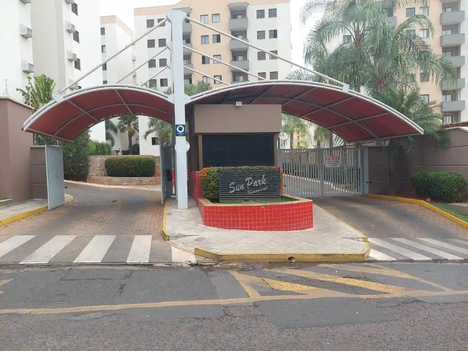 Apartamento com 3 quartos à venda, 85m² — foto 1 de 18