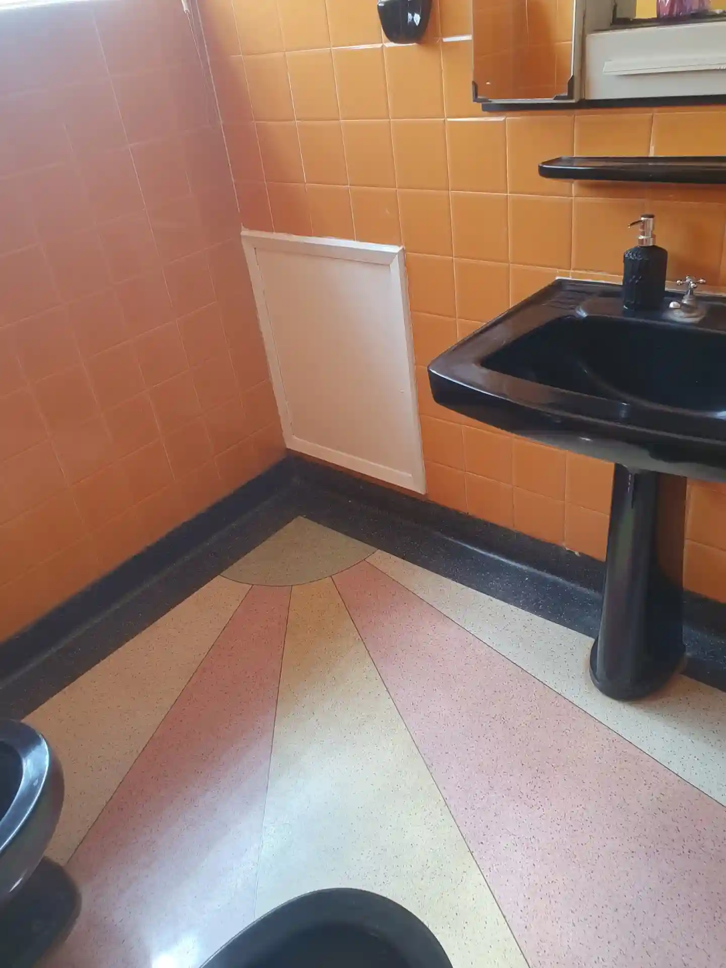 Casa Comercial com 3 quartos para aluguel, 240m² — foto 32 de 55
