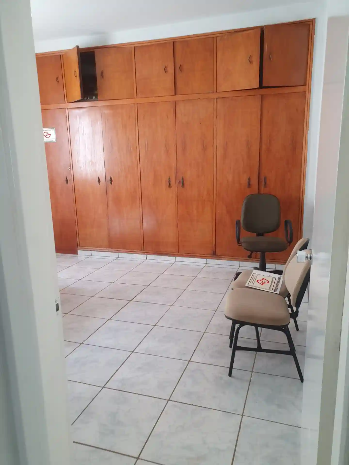Casa Comercial com 3 quartos para aluguel, 240m² — foto 18 de 55
