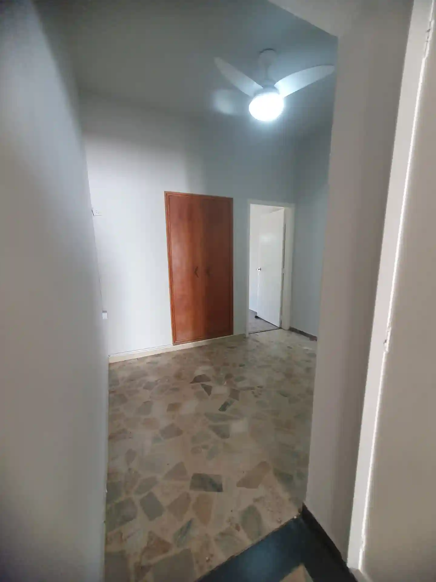 Casa Comercial com 3 quartos para aluguel, 240m² — foto 13 de 55