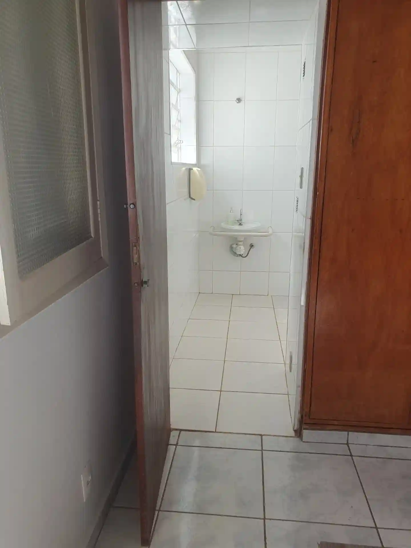 Casa Comercial com 3 quartos para aluguel, 240m² — foto 20 de 55