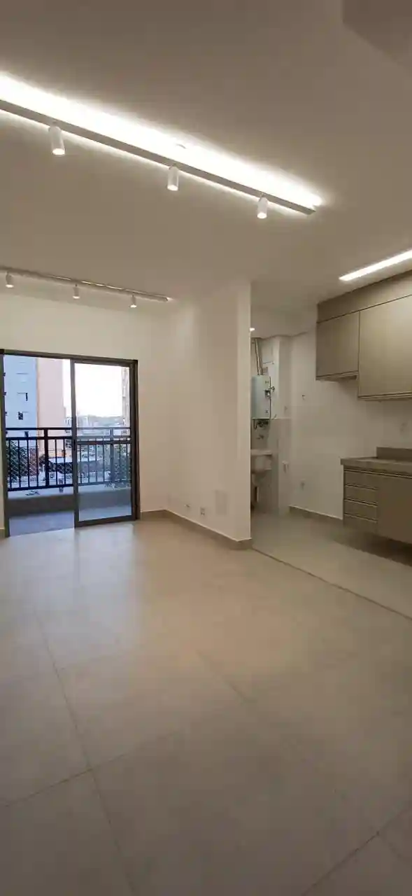 Apartamento com 2 quartos para aluguel, 85m² — foto 3 de 10