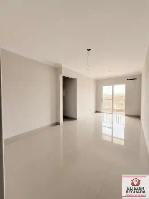 Apartamento com 2 quartos à venda, 70m² — foto 1 de 21