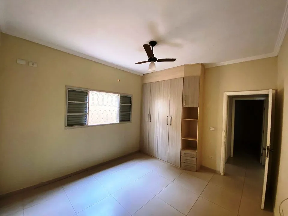 Casa com 3 quartos à venda, 420m² — foto 6 de 10