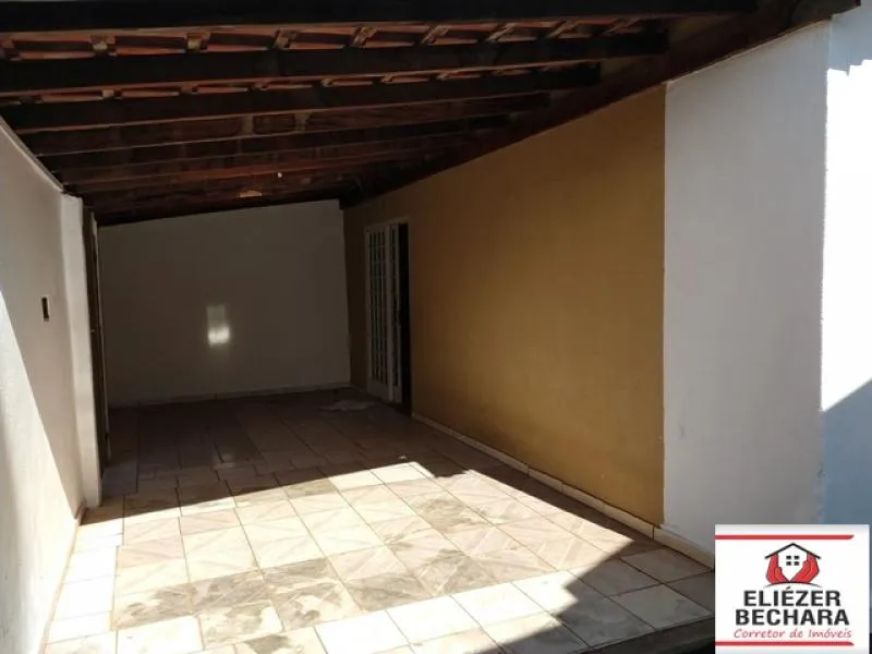 Casa à venda — foto 1 de 2