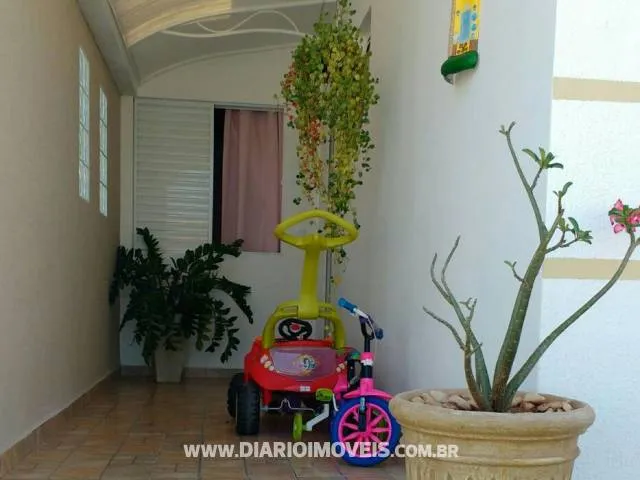 Casa de Condomínio à venda — foto 1 de 2