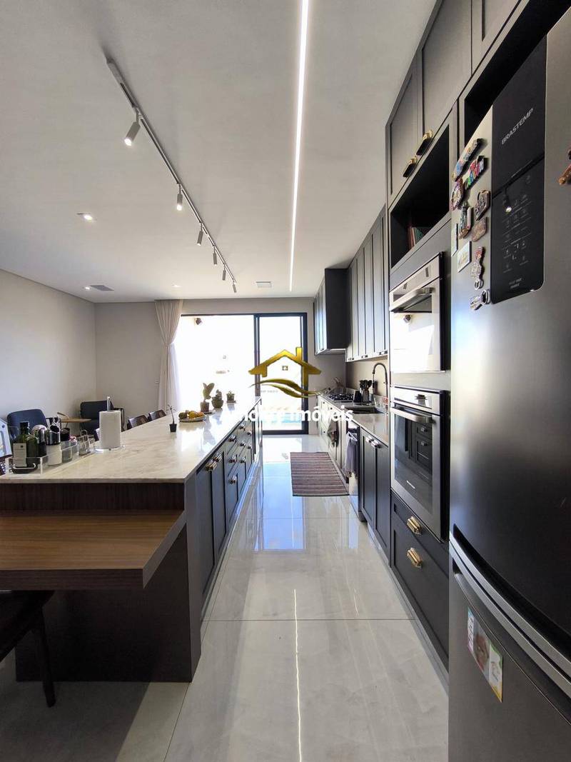 Casa de Condomínio com 3 quartos à venda, 267m² — foto 20 de 53