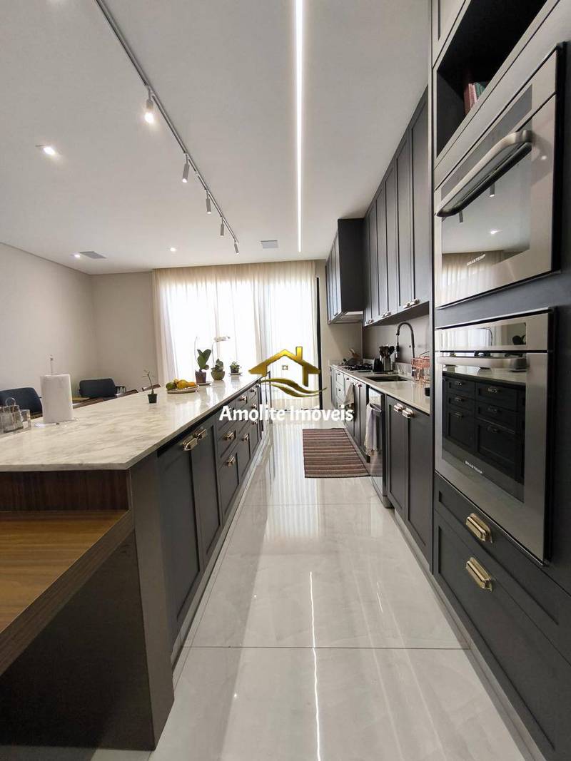 Casa de Condomínio com 3 quartos à venda, 267m² — foto 22 de 53