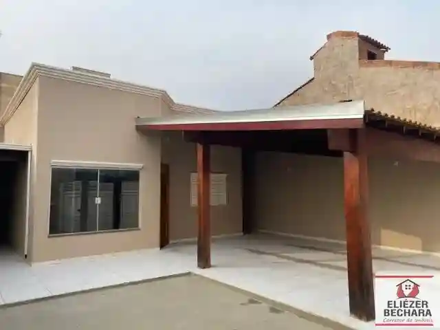 Casa com 3 quartos à venda, 130m² — foto 2 de 13