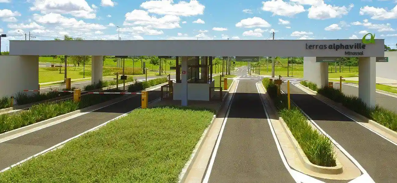 Terreno / Lote / Condomínio  à venda, 300m² — foto 18 de 24