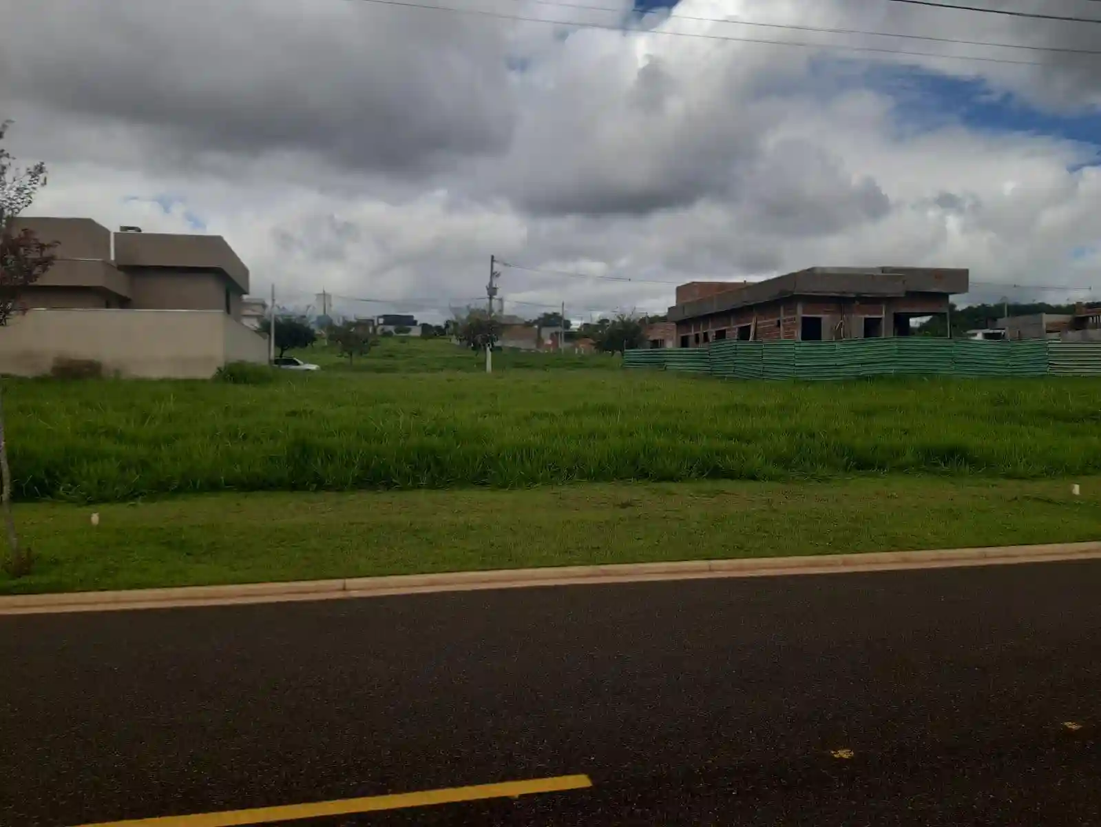 Terreno / Lote / Condomínio  à venda, 300m² — foto 6 de 24