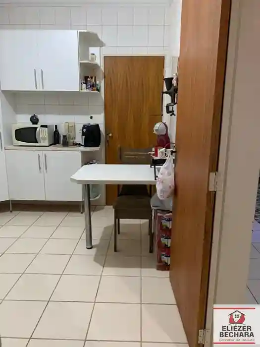 Apartamento com 3 quartos à venda, 83m² — foto 2 de 4